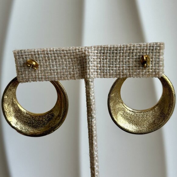 Earrings Off White Enamel Gold Hoops Dangle Drop Earrings Vintage 80s Cream - Picture 7 of 7
